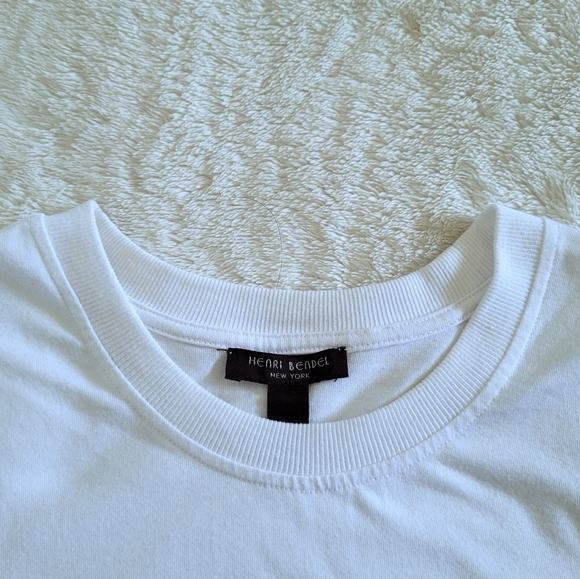 Henri Bendel "#bendelgirl" Tee👕 - Picture 4 of 12